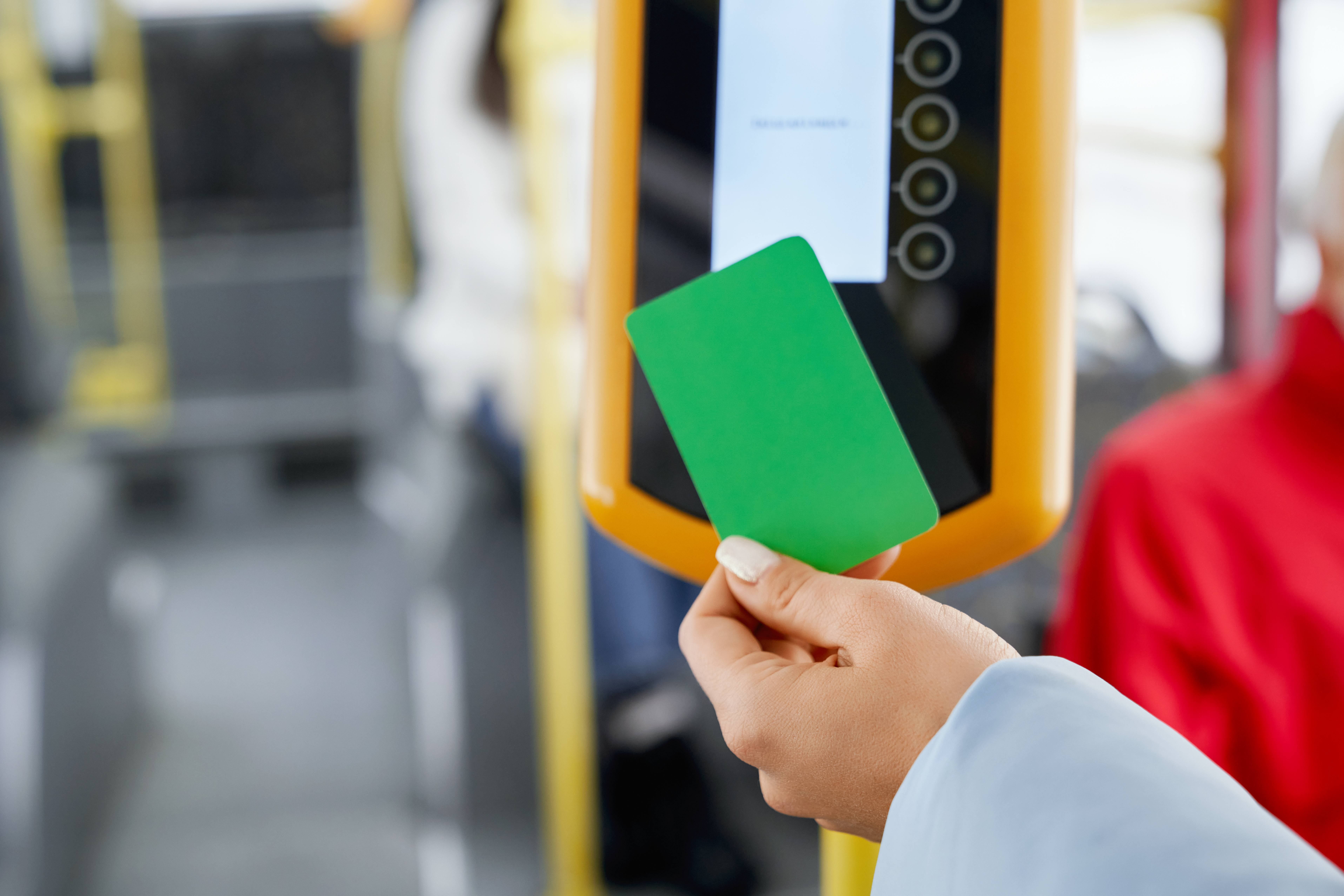Beratung zur Wahl einer Fahrkarte in Deutschland